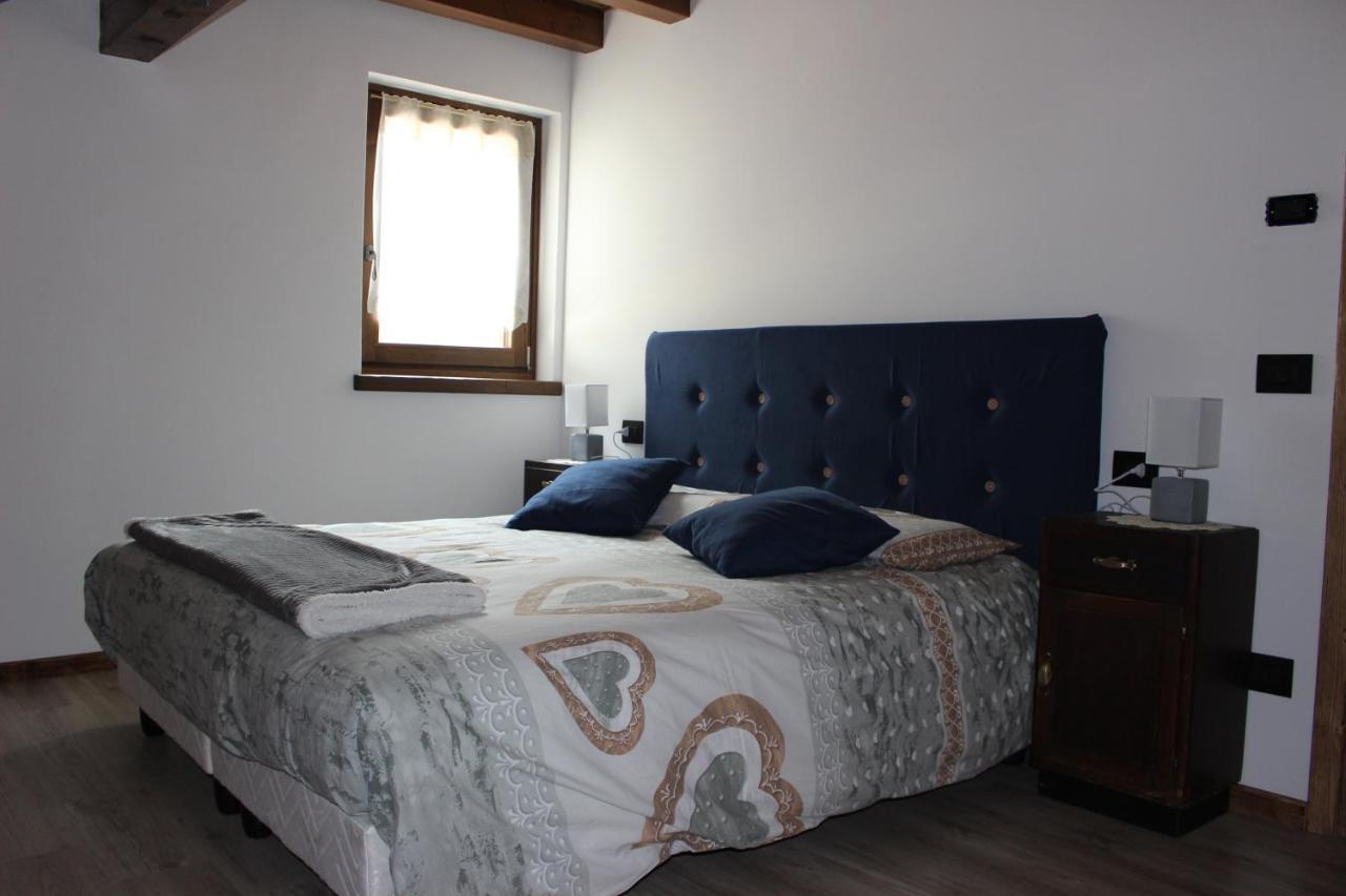 Durmi E Insumiasci Bed & Breakfast Forni Avoltri Luaran gambar